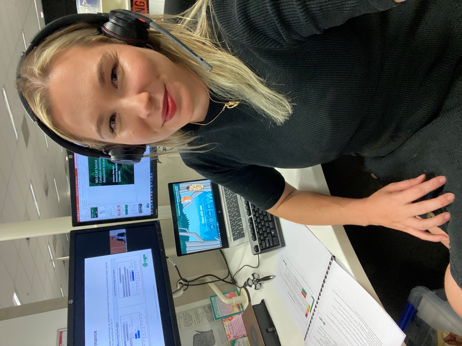 tara preparing for a meeting